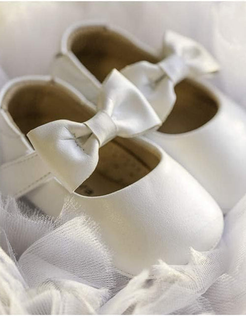 Load image into Gallery viewer, Soft Sole Baby Shoes - Infant Baby Walking Shoes Moccasinss Rubber Sole Crib Shoes
